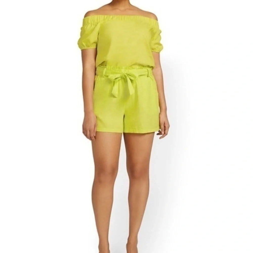 Paper bag Waist Green Shorts​